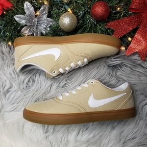 Nike SB Check Solar WOMEN'S Size 9.5